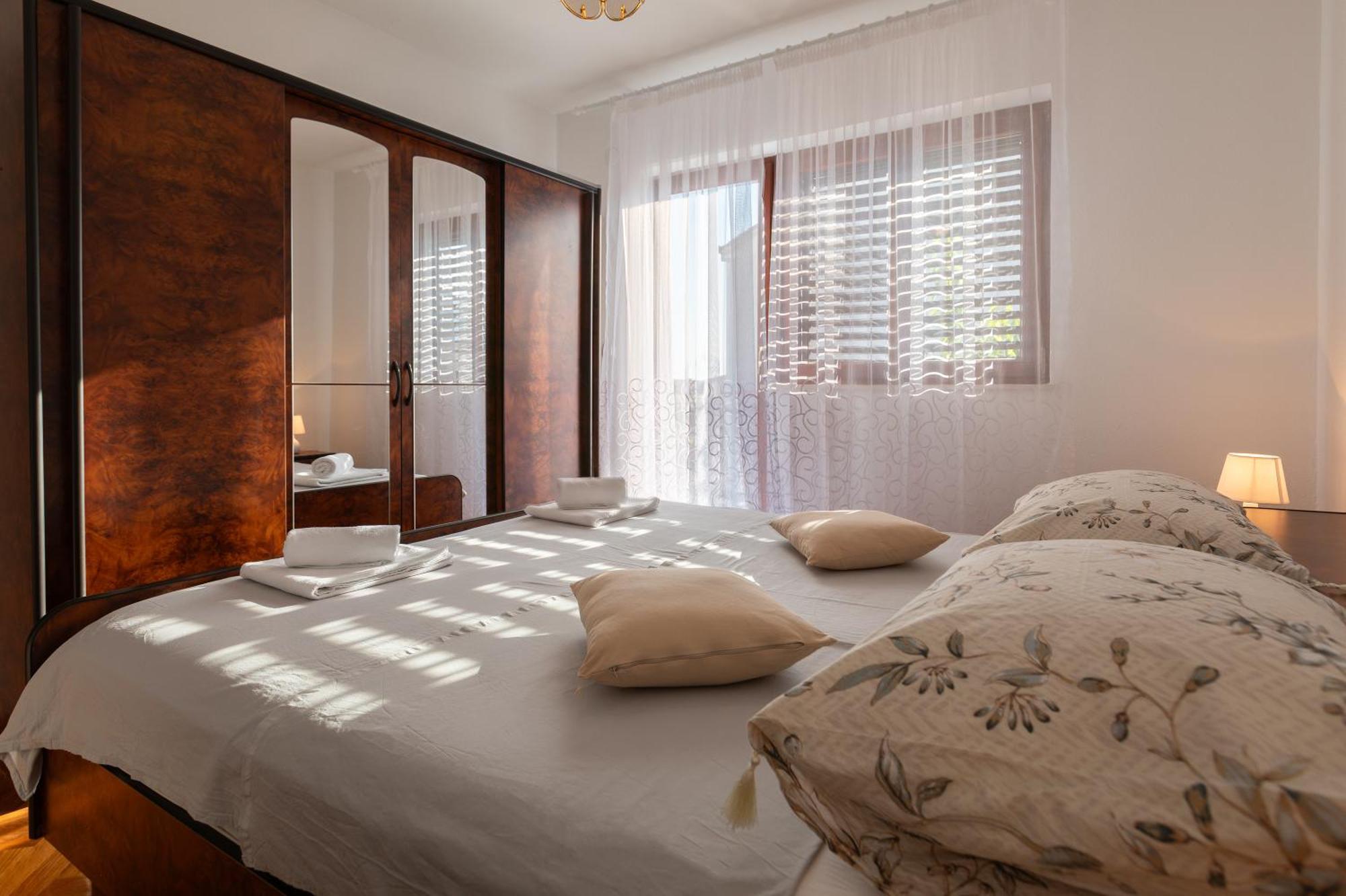 Apartman Dugec Kaštela Exterior foto